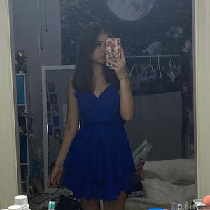 Meet your Posher, Amelie